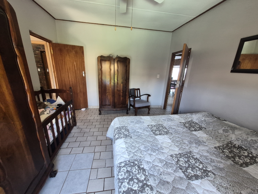 5 Bedroom Property for Sale in Dana Bay Western Cape